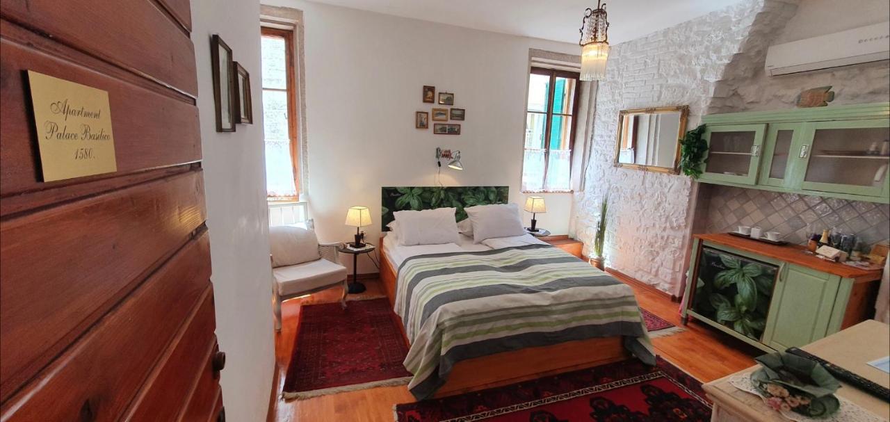 B&B Palace Basilico 1580. Rovinj Zewnętrze zdjęcie